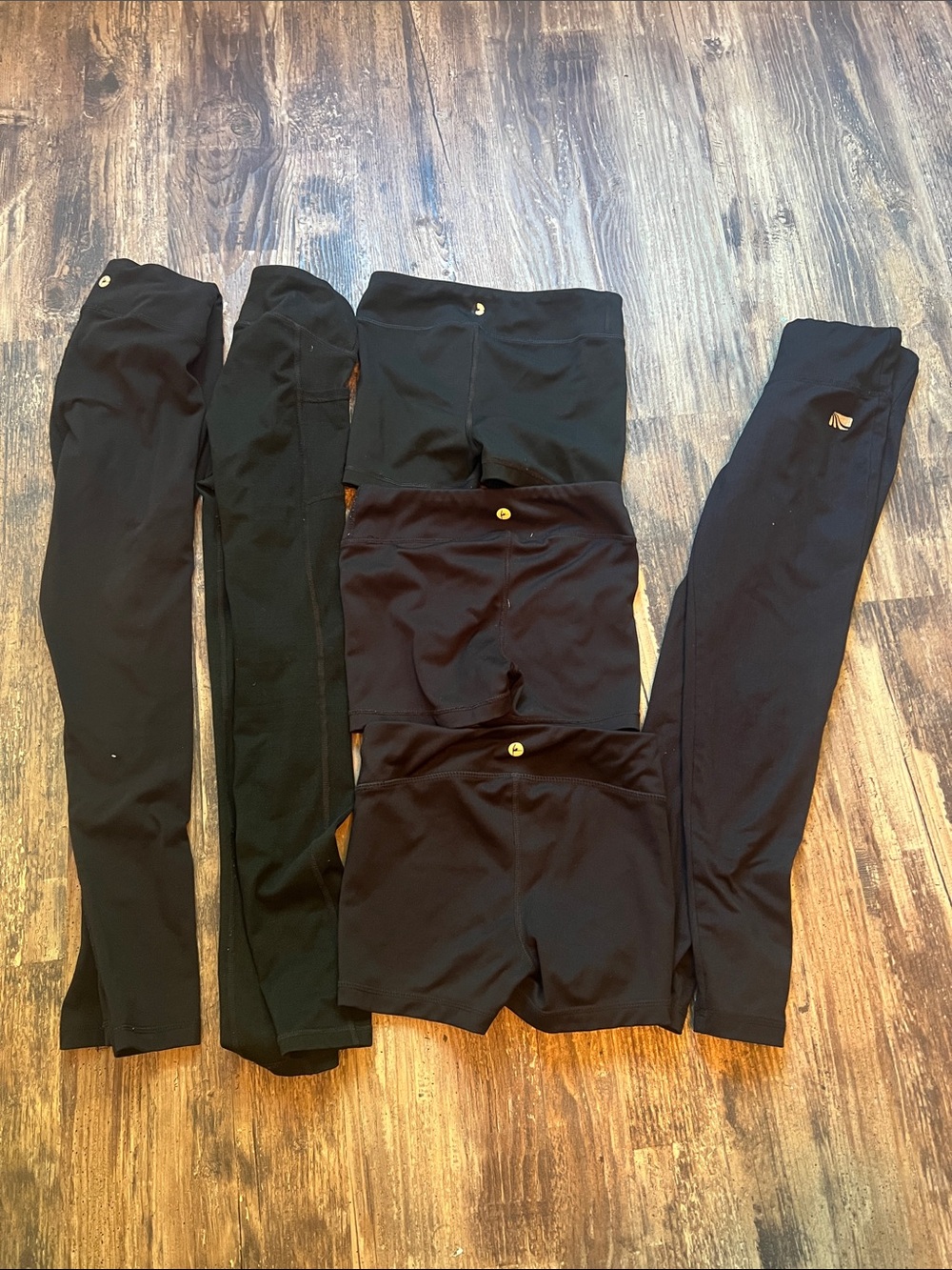 Girls Black Active Leggings 90 degree and Shorts size 7/8 - 6 pieces